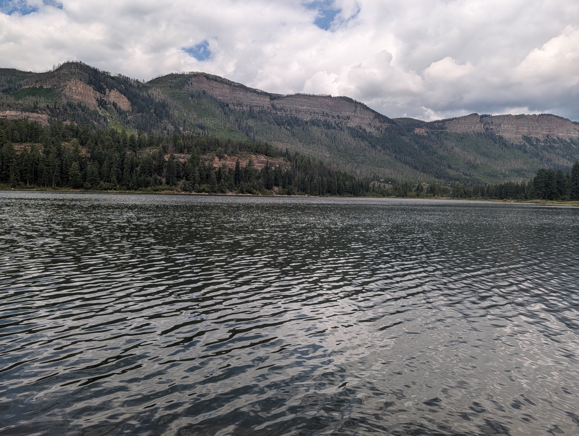 Mountain view across Haviland Lake